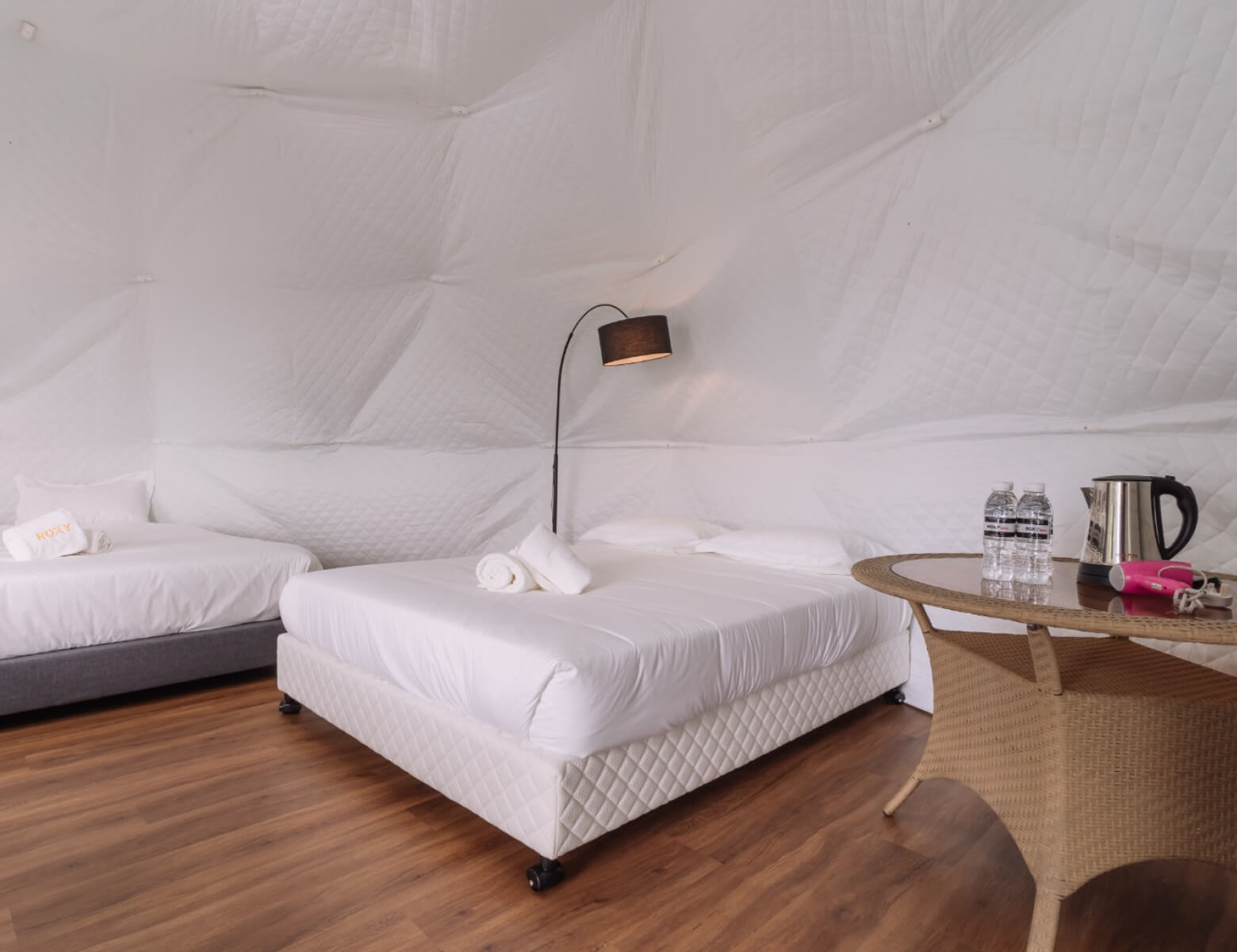 The Igloo – Beachside Glamping for Groups