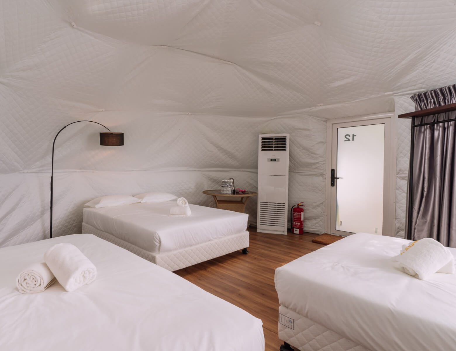 The Igloo – Beachside Glamping for Groups