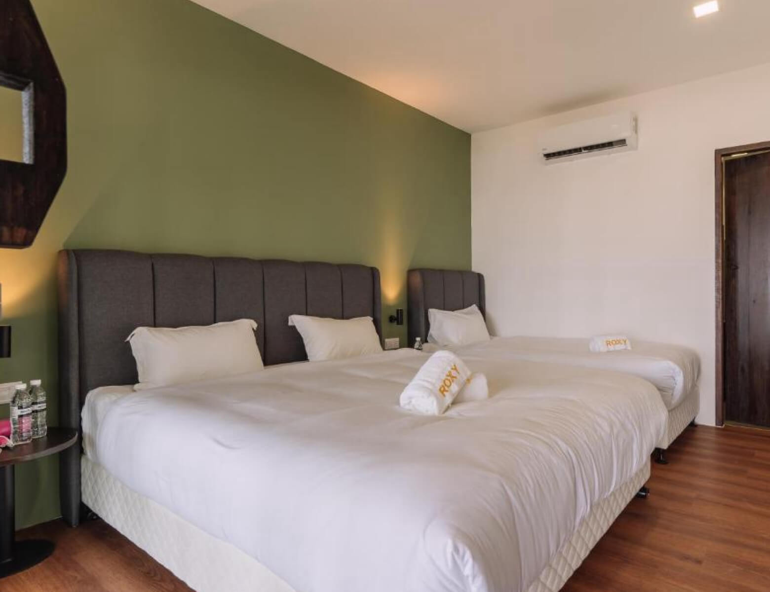 The Longhouse – A Cozy Coastal Escape