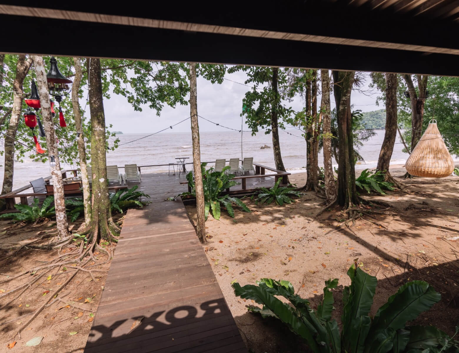 The Longhouse – A Cozy Coastal Escape